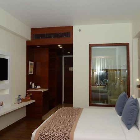 Viraj Sarovar Portico Jammu Exterior photo