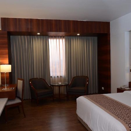 Viraj Sarovar Portico Jammu Exterior photo