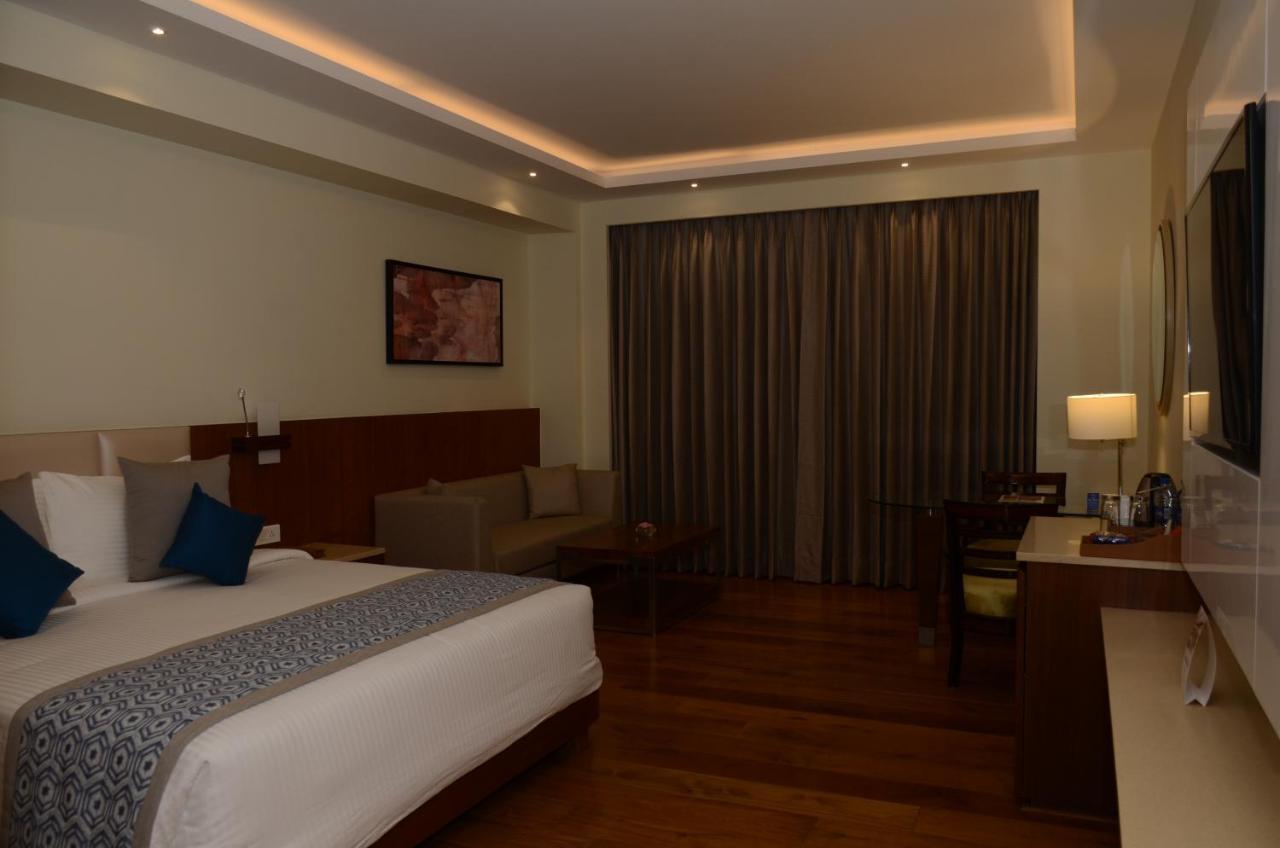 Viraj Sarovar Portico Jammu Exterior photo
