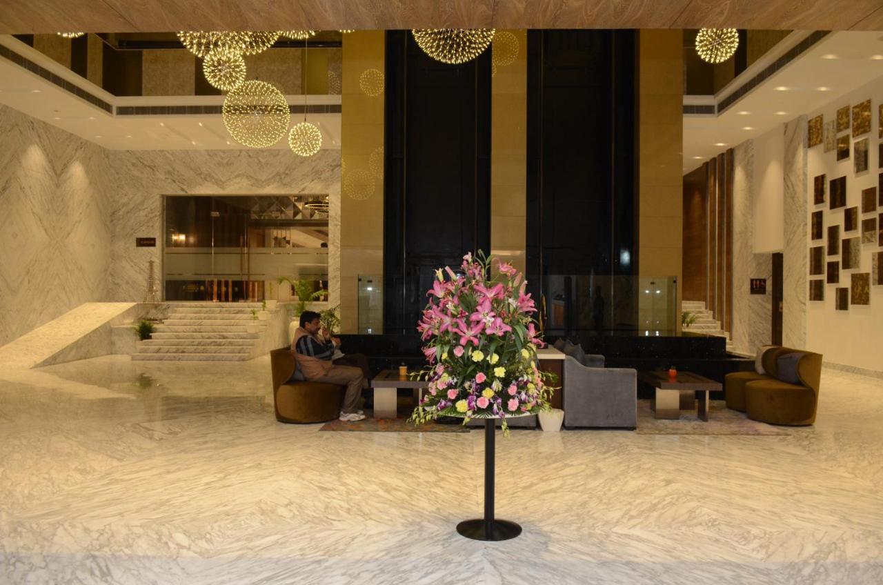 Viraj Sarovar Portico Jammu Exterior photo